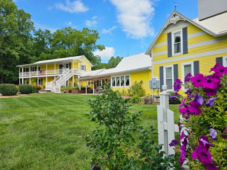 This Cozy Indiana Bed-And-Breakfast Sits On A Working Farm Where Breakfast Comes Straight From The Field