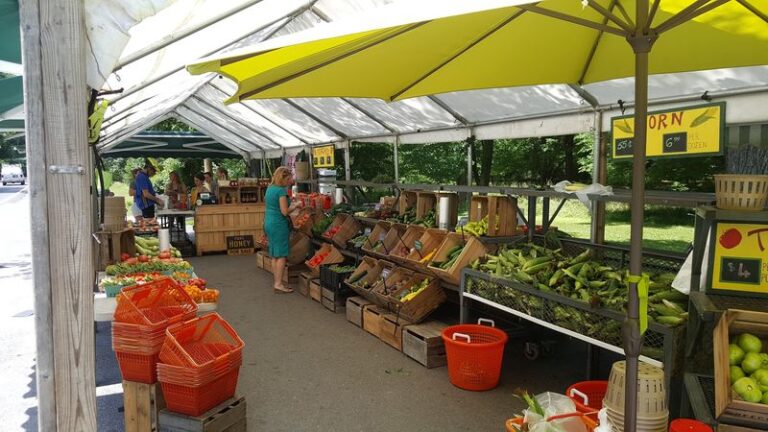 These 8 Maryland Farm Stands Sell The Sweet Corn And Tomatoes Locals Swear By