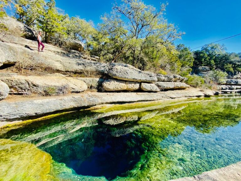 This Hidden Texas Swimming Hole Has Crystal-Clear Spring Water You Can See Straight To The Bottom Of