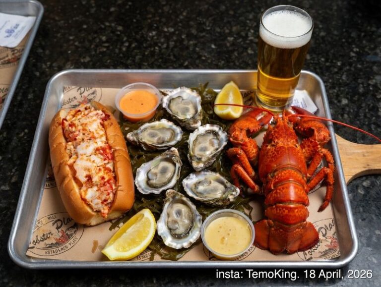 These 10 New York Restaurants Serve Lobster Rolls That Are Worth Every Mile Of The Drive