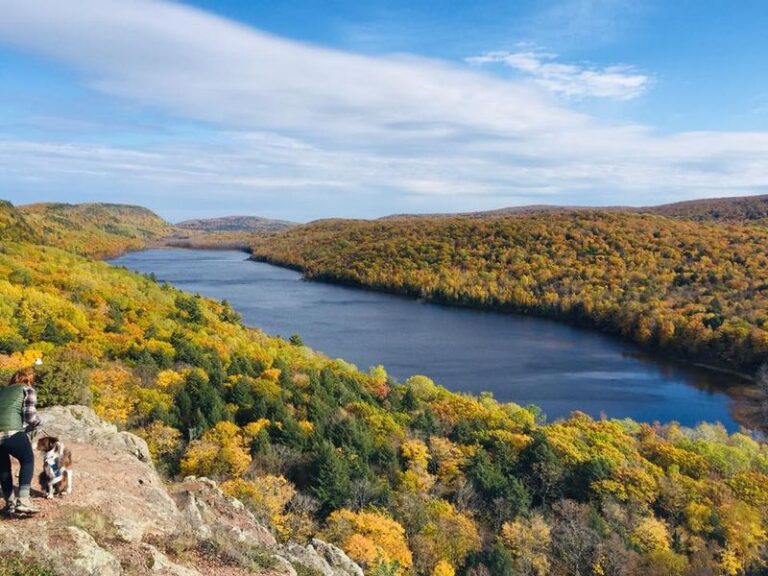This Wild Corner Of Michigan Hides A State Park Where Lake Superior Shores Meet Peaceful Wilderness Overlooks
