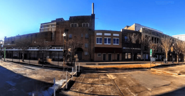 Retirees Are Trading Big Cities For This Affordable Mississippi Town