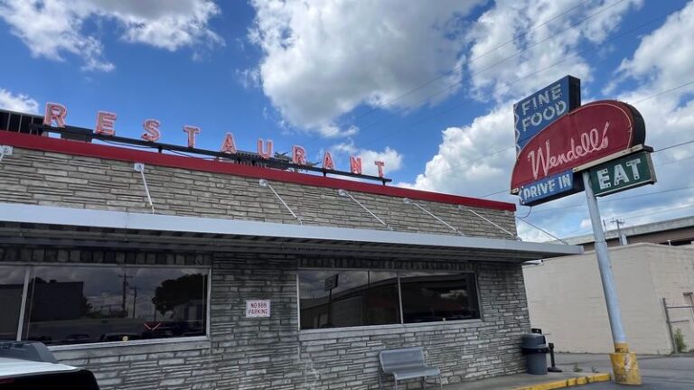 This No-Frills Nashville Institution Has Been Serving A Proper Southern Home-Style Breakfast For Decades