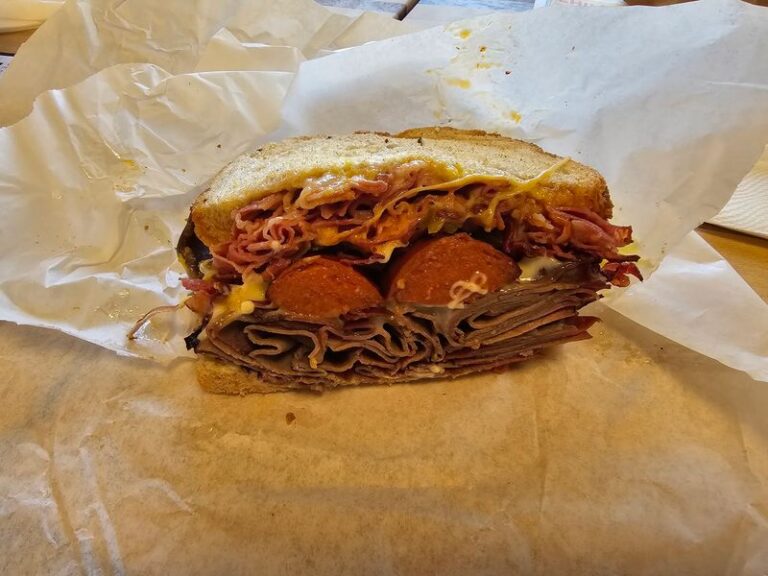 You’ll Drive Clear Across California For The Tri-Tip Sandwiches At These 9 Beloved Small-Town Spots