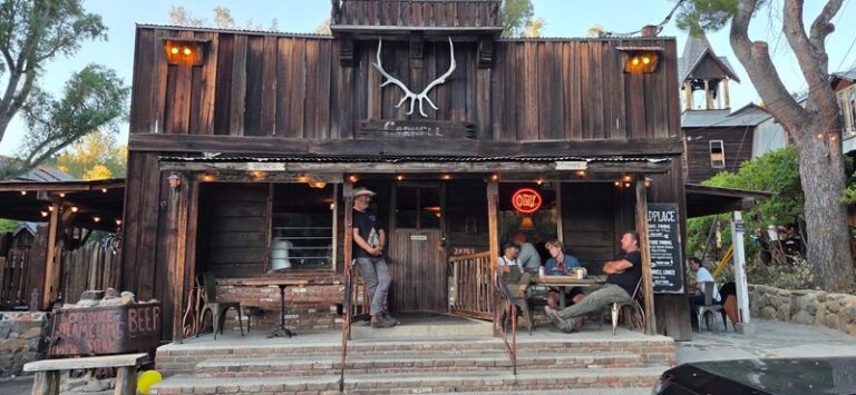 Order The Chicken-Fried Steak At This California Roadhouse And You’ll Understand The Hype
