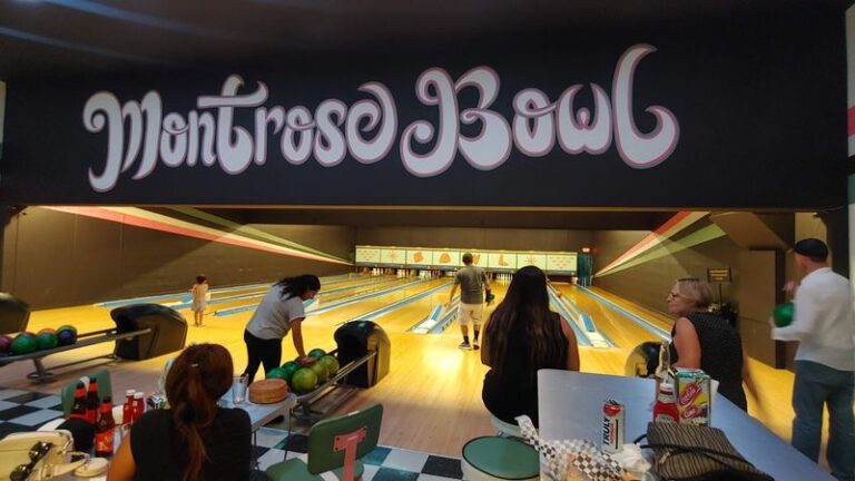 Open Since 1936, This Retro California Bowling Alley Still Lets You Roll A Game On Its Classic Lanes