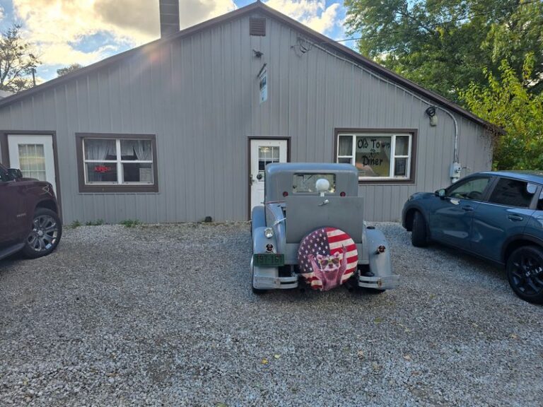 People Drive From All Over Ohio For The Homemade Pie At These 9 Small-Town Diners