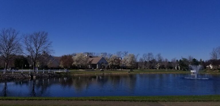 In This Gated 55+ Community Beside A New Jersey Lake, Retirees Settle Into A Quiet Pace With A Full Clubhouse Calendar