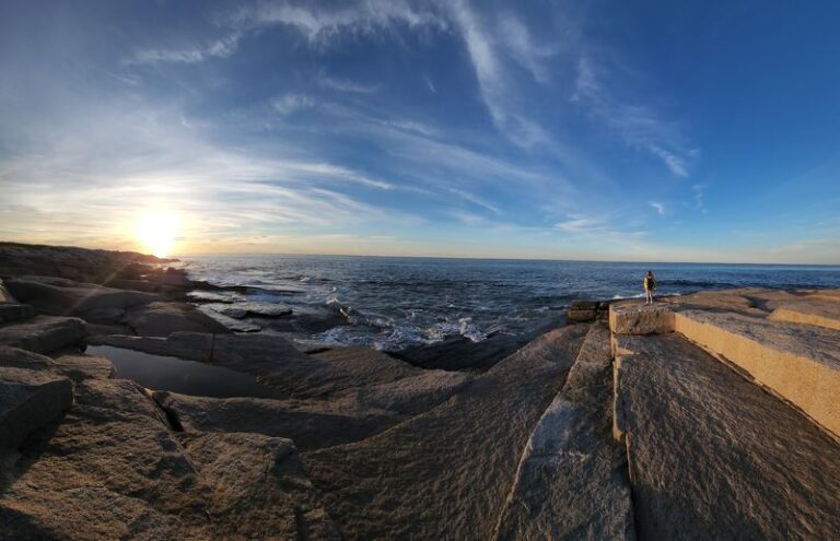 This Easy Massachusetts Trail Delivers Big Coastal Views Without The Long Hike