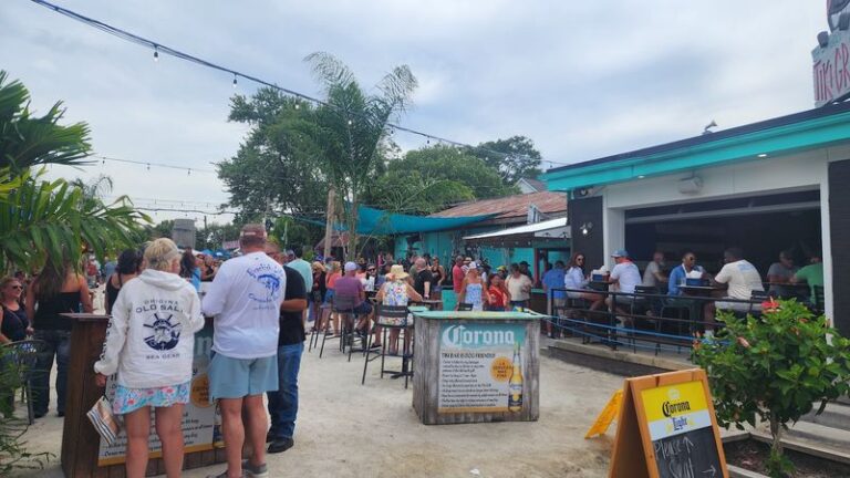 This Solomons Island Tiki Bar Pours Rum Drinks Right On The Patuxent River
