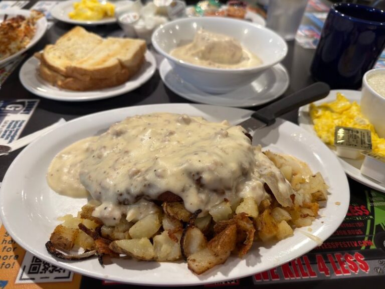 Locals Line Up At These 9 Nevada Breakfast Spots For Plates Of Biscuits And Gravy