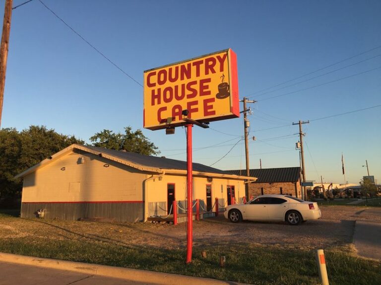 In The Small Texas Town Of Terrell, This Family-Run Café Is A Local Favorite For A Real Homestyle Breakfast
