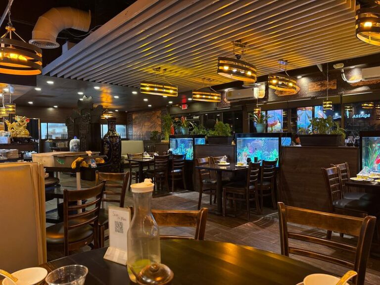 These 8 Nevada Chinese Restaurants Serve The Kind Of Old-School Chow Mein Locals Swear By