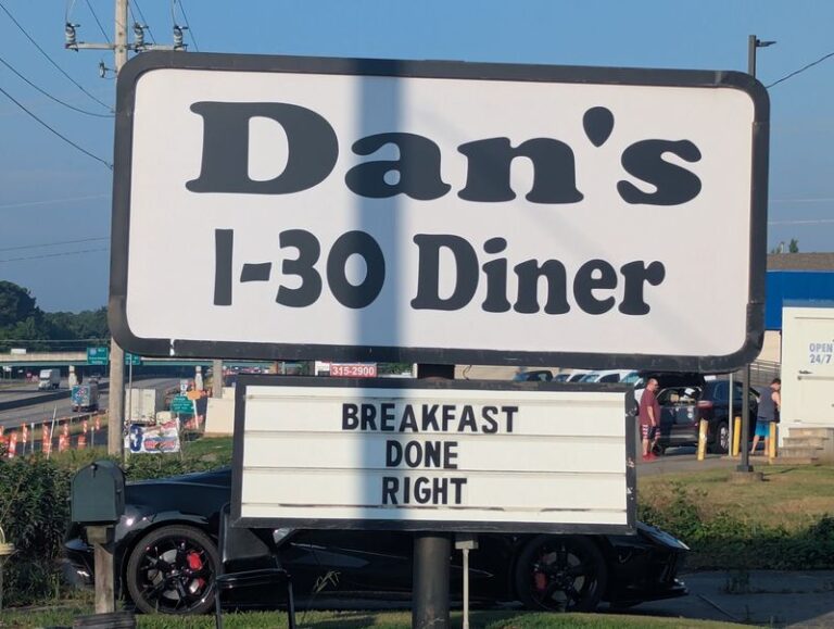 This Old-School Arkansas Diner Off I-30 Serves The Homestyle Breakfast Locals And Travelers Swear By