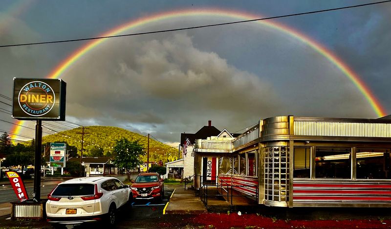 This Cozy Old-Fashioned Walton Diner Serves The Homestyle New York Breakfast Locals Happily Make Room For