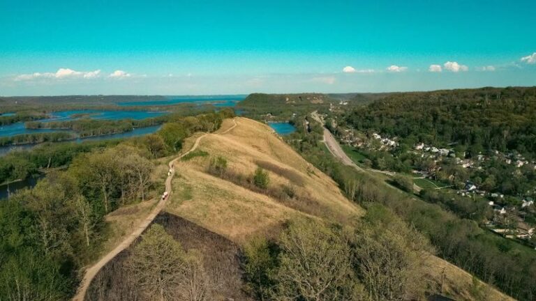 This Easy Minnesota Trail Delivers Big Bluff Views Without The Long Hike