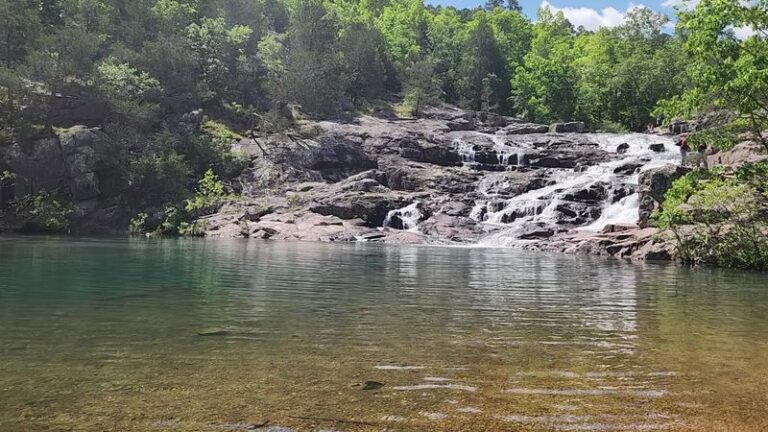 A Short Walk From This Missouri Parking Lot Reveals a Waterfall Tumbling Into a Family-Friendly Swimming Hole