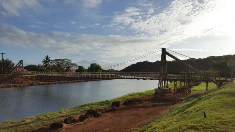 This Gorgeous Hawaii Town Remains One Of The State’s Best Hidden Gems