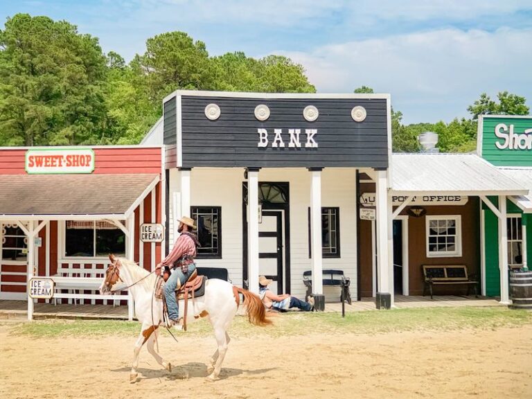 In Maryland You Can Book A Covered Wagon At This Old-West Campground And Wake Up On The Frontier