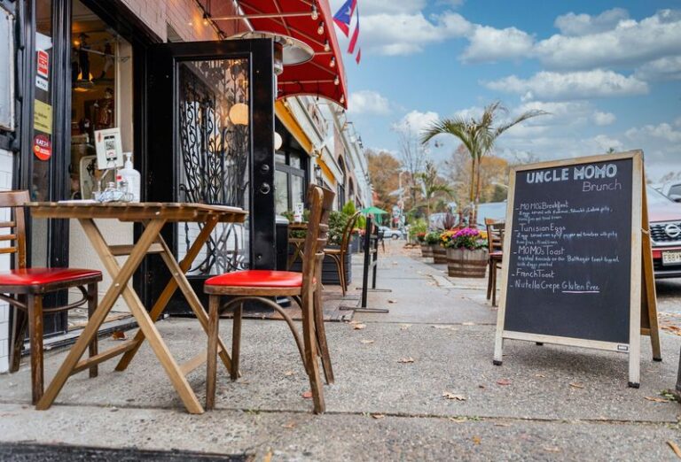 The Fried Chicken At This Hole-In-The-Wall New Jersey Joint Is Out Of This World Delicious