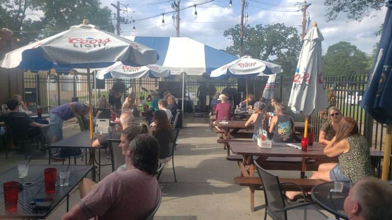 These 7 Minnesota Meat Raffles Turn A Bar Stool Into A Night You Won’t Forget