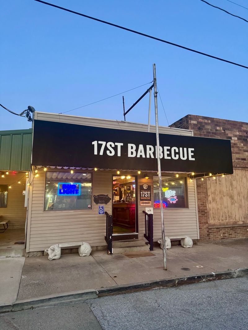 17th Street Barbecue, Murphysboro, IL