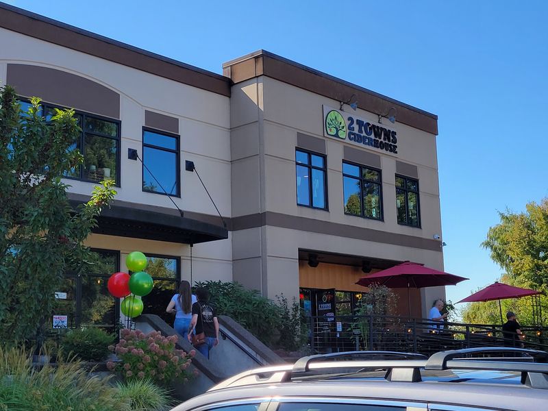 2 Towns Ciderhouse, Corvallis