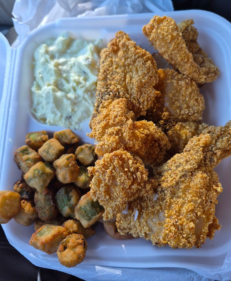 61 FISH MARKET, Port Gibson, MS
