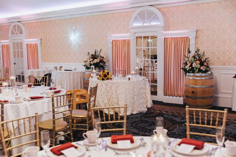 A Ballroom Built for Big Days