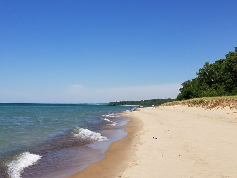 A Beach That Keeps the Volume Low