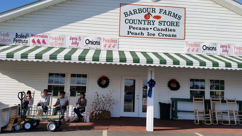 A Byron Produce Market Right Off the Interstate