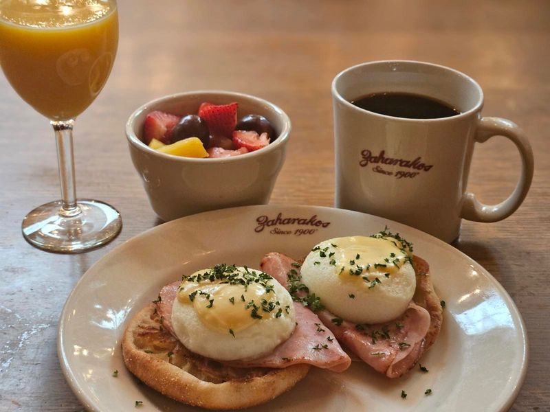 A Classic American Menu Beyond The Scoops