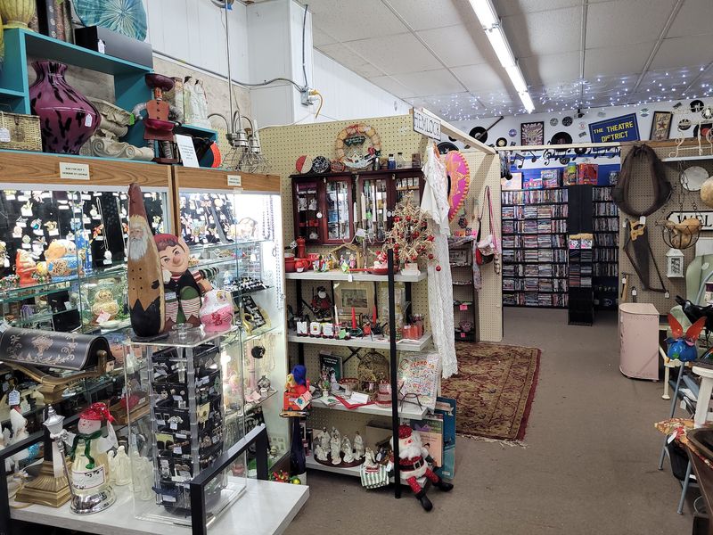 A Collector's Paradise Of Odds And Ends