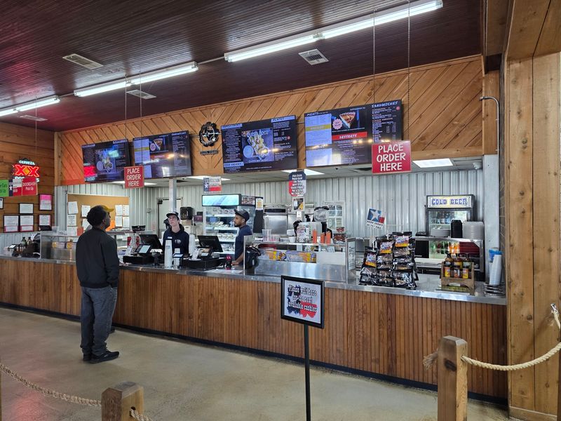 A Counter-Order, Diner-Style Setup