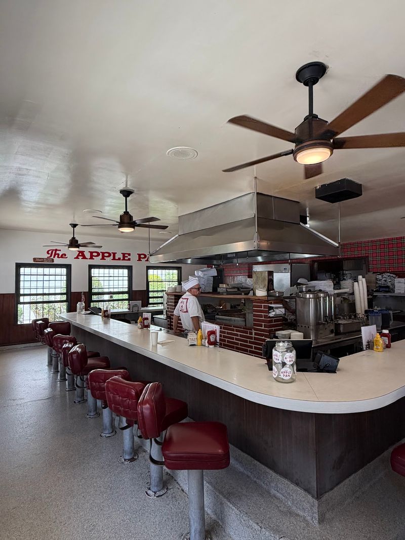 A Counter That Time Forgot on Pico Boulevard