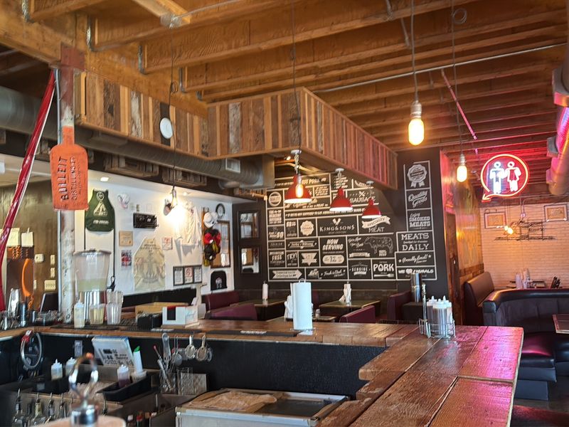 A Cozy Room With a Bar and a Patio A Cozy Room With a Bar and a Patio