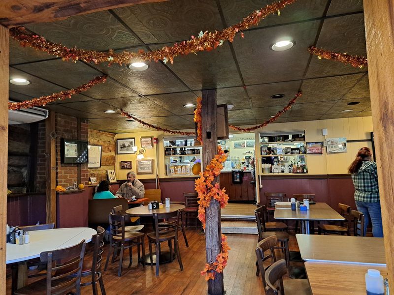A Down-Home Feel That Feels Like Family