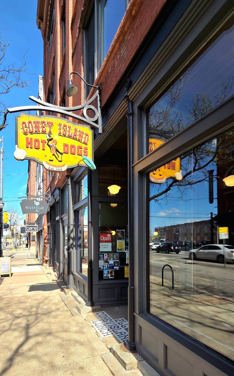 A Downtown Staple With Deep Roots A Downtown Staple With Deep Roots