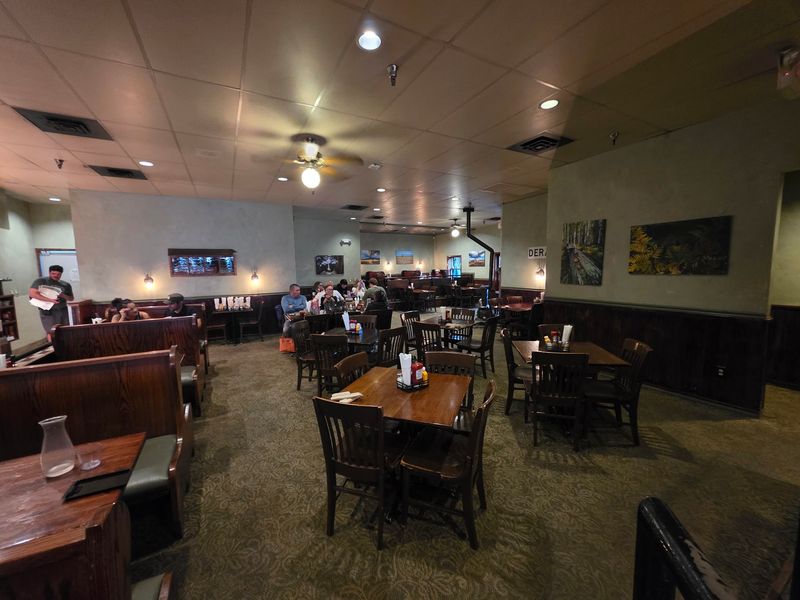 A Family-Friendly Feel With Room For Everyone