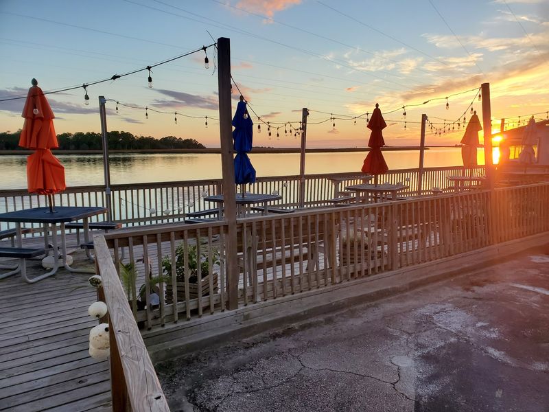 A Fishing Village Atmosphere
