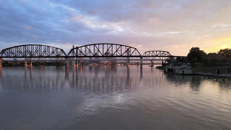 A Front-Row Seat To The Ohio River