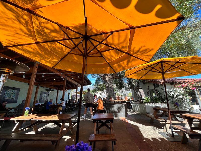 A Garden Patio That Steals The Show