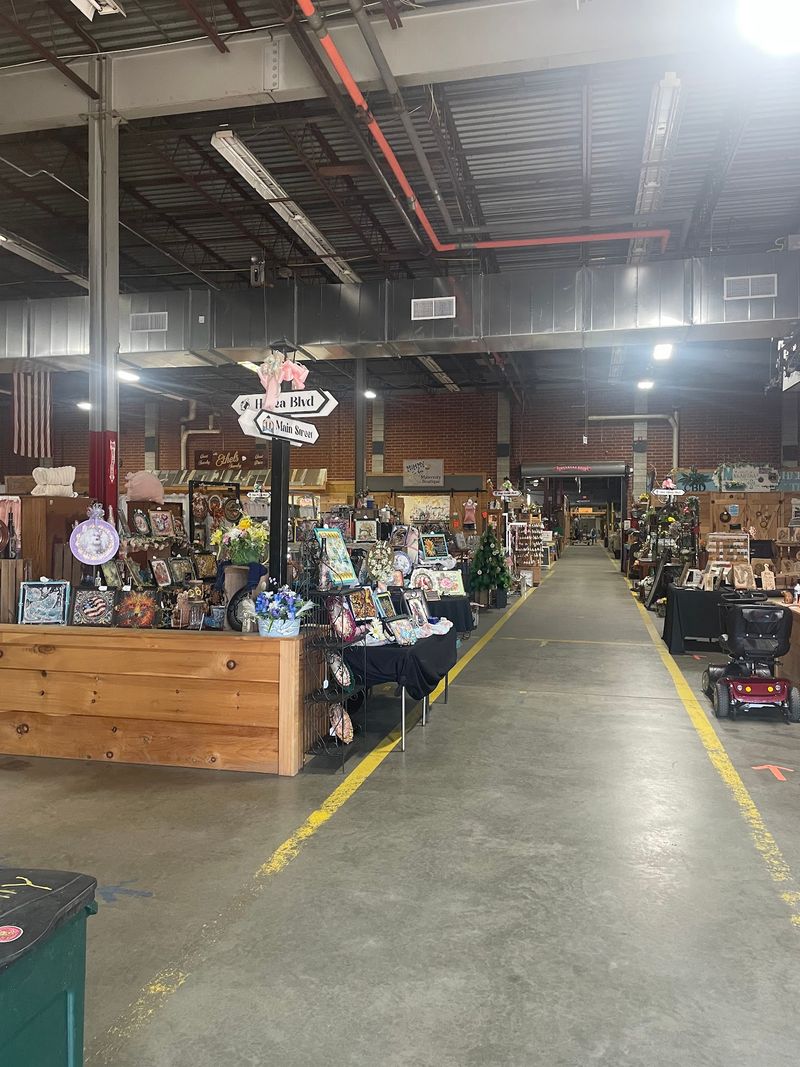 A Giant Market on Pumpkintown Highway