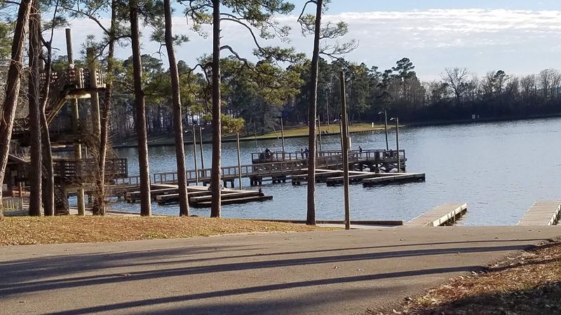 A Lake That Reels In the Anglers