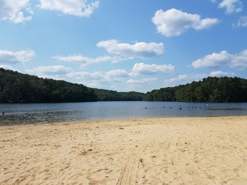 A Lakeside Escape Just Outside Tuscaloosa A Lakeside Escape Just Outside Tuscaloosa