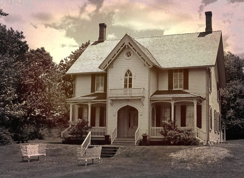 A Living Lesson for History and Genealogy Lovers