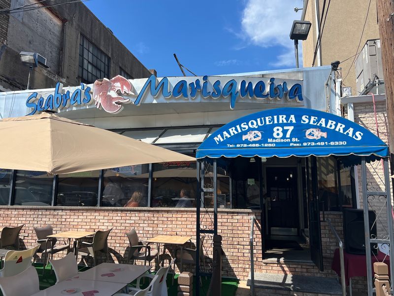 A Longtime Fixture on Madison Street