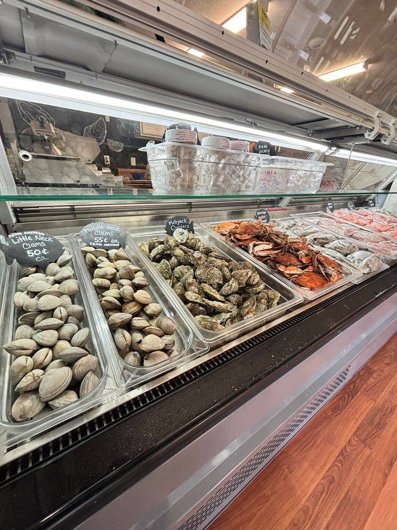 A Market Where You Can Take the Catch Home