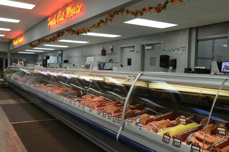 A Meat Case Built for Serious Shoppers A Meat Case Built for Serious Shoppers