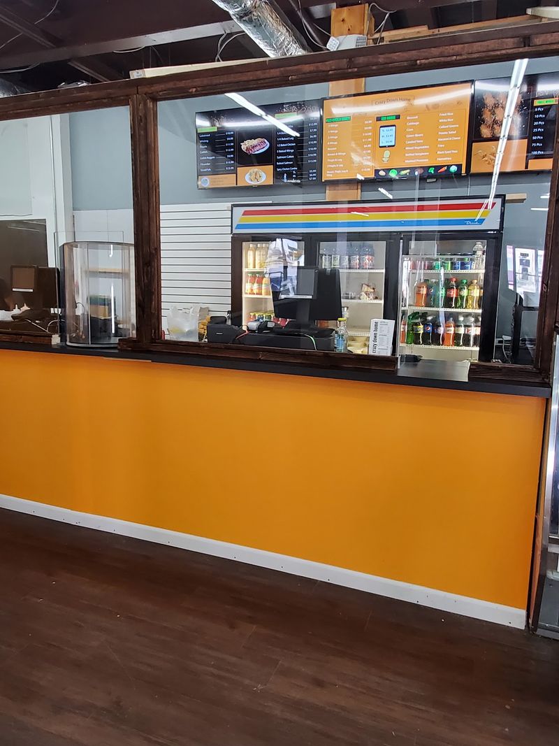A No-Frills Counter Built For Takeout